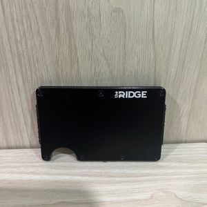 $40 offer for 12 hours! The Ridge Wallet in Black Aluminum